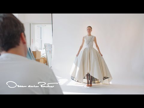 A Sense of Beauty - A Documentary Film by Oscar de la Renta